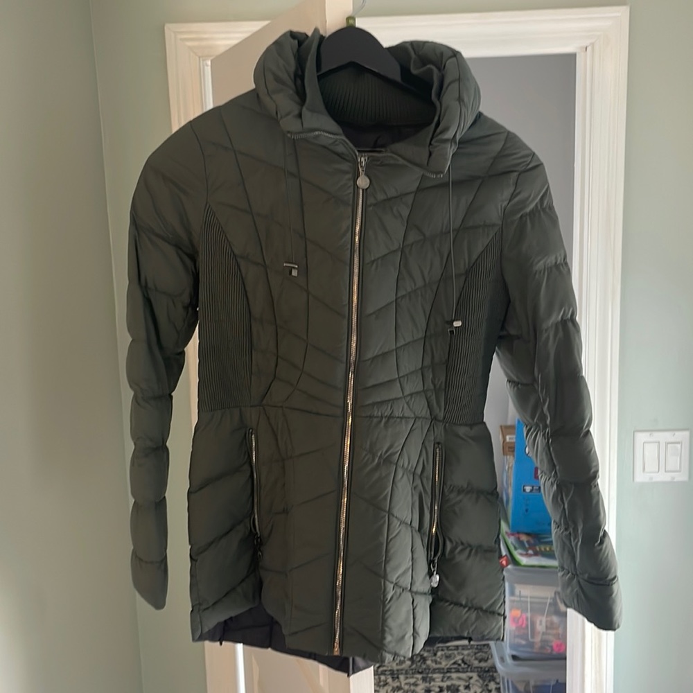 Perfect Condition Bernardo women’s jacket